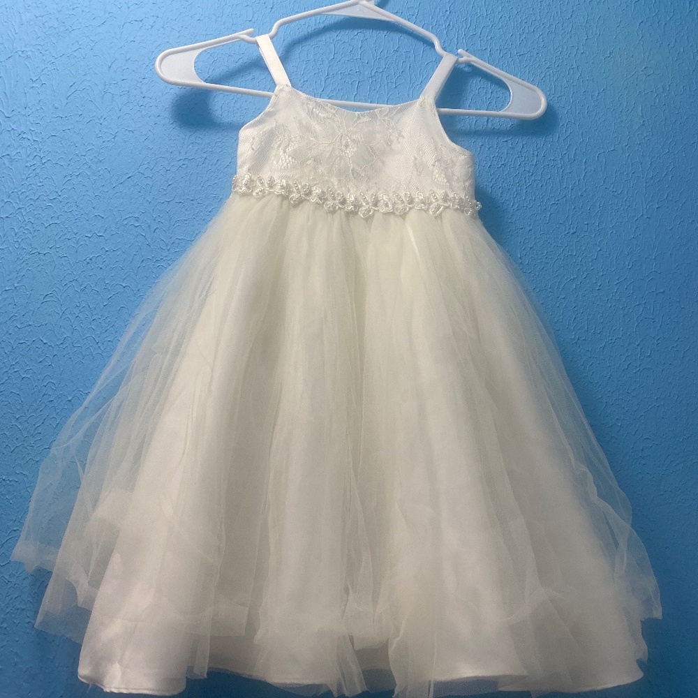 Girl dress